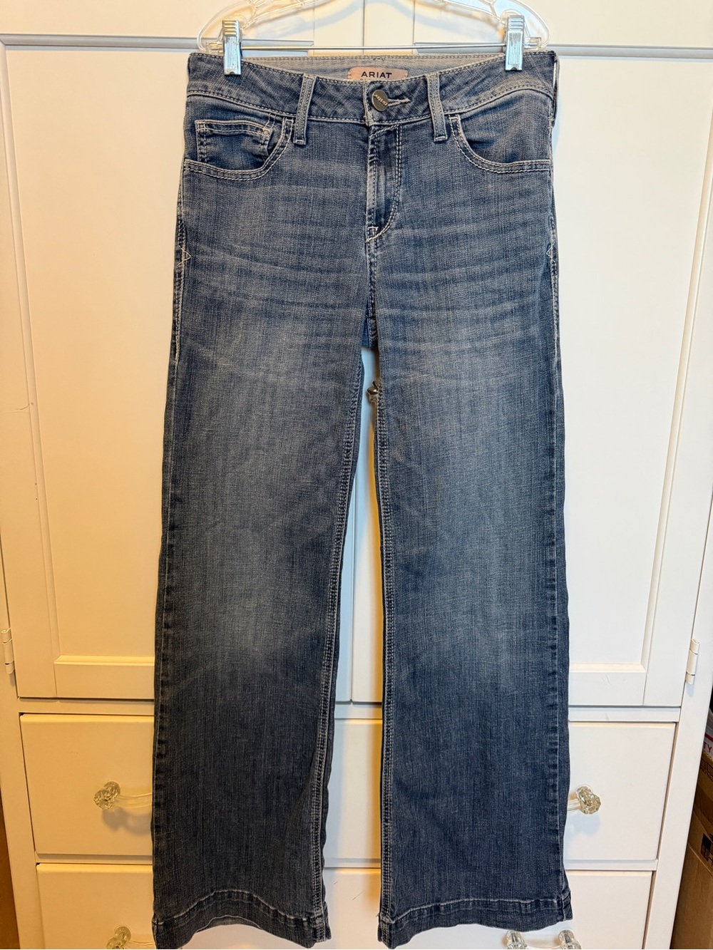 Ariat Women's Medium Blue Bootcut Jeans- 28R